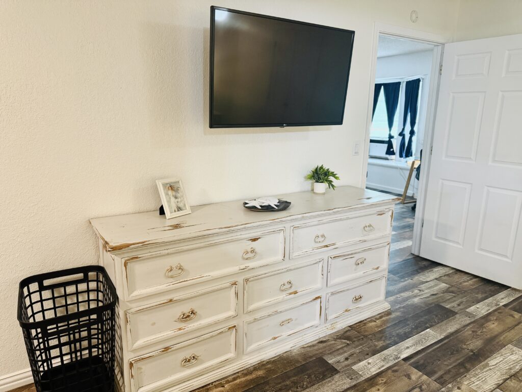 The Texas Honey Spot Retreat | Cozy Country Guesthouse photo 17
